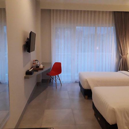 Bess Resort & Waterpark Hotel And Convention มะลัง ภายนอก รูปภาพ